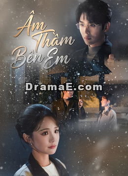 Âm Thầm Bên Em